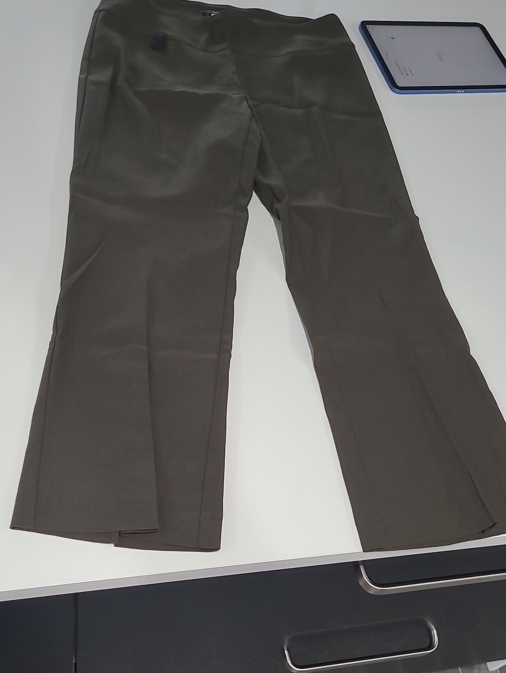 Women's Olive Straight-Leg Trousers